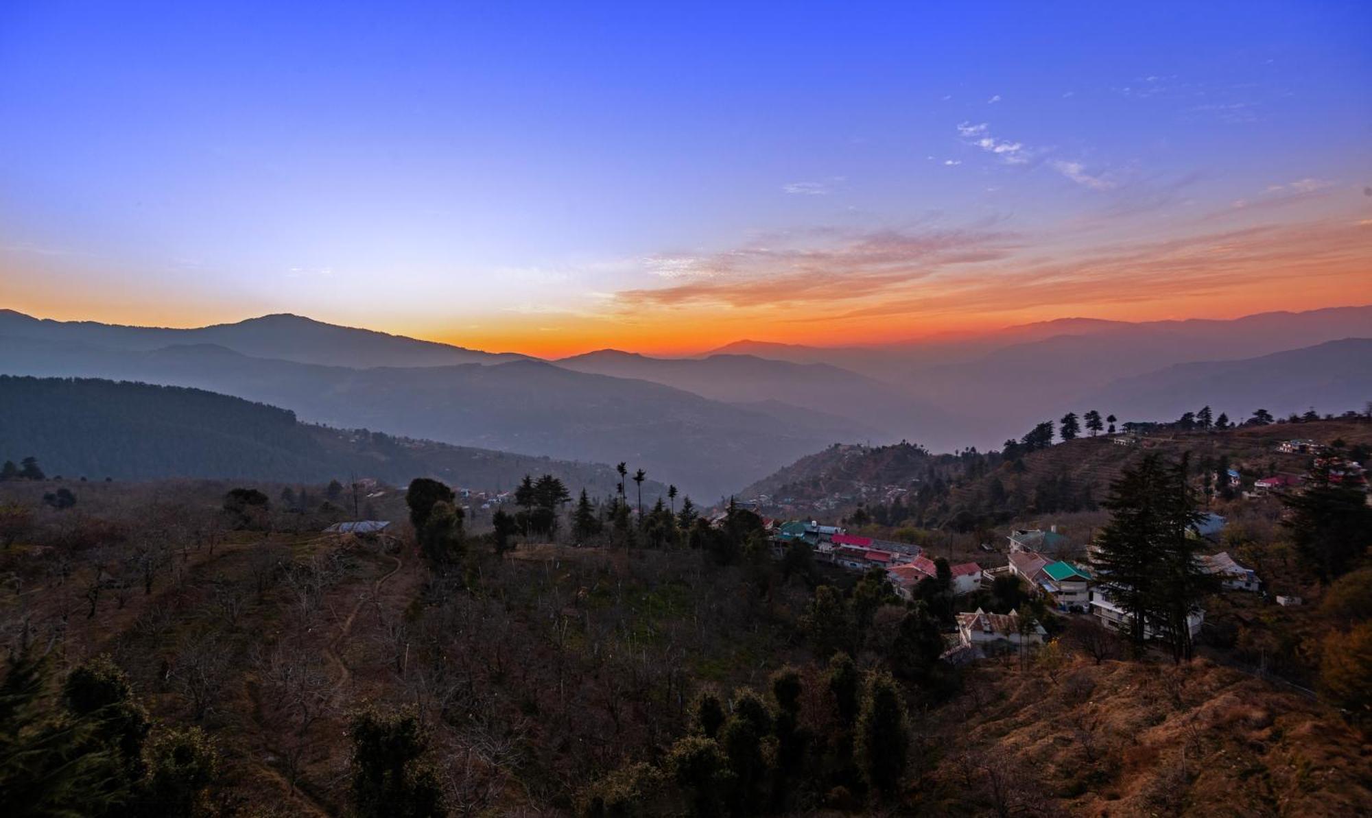 Treebo The Northern Retreat Resort With Mountain View Shimla Eksteriør billede